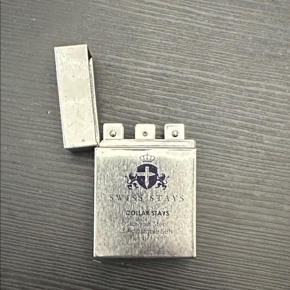 Silver Collar Stays - Picture 1 of 4